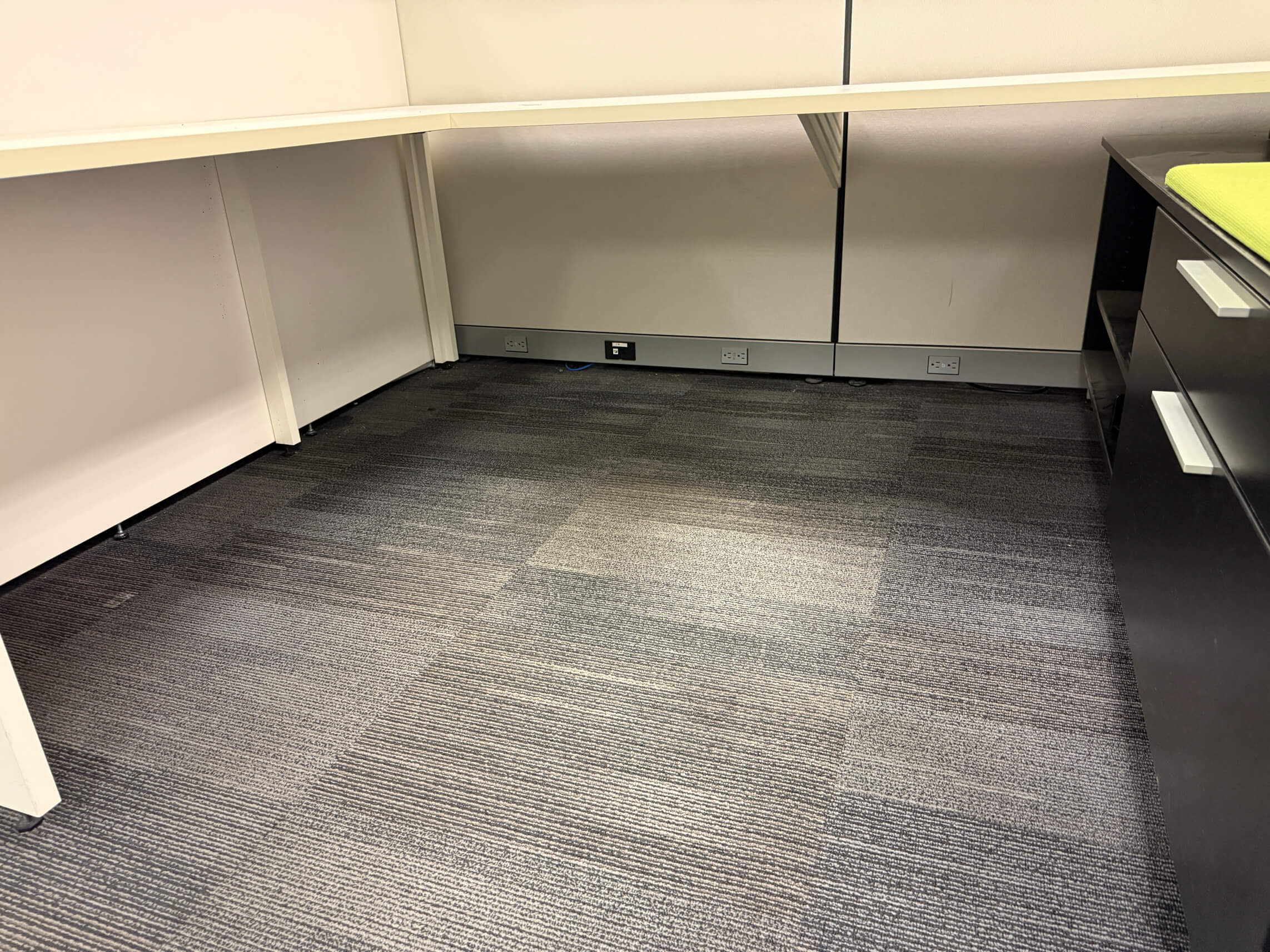 Used herman miller canvas 060526 OFI2 6